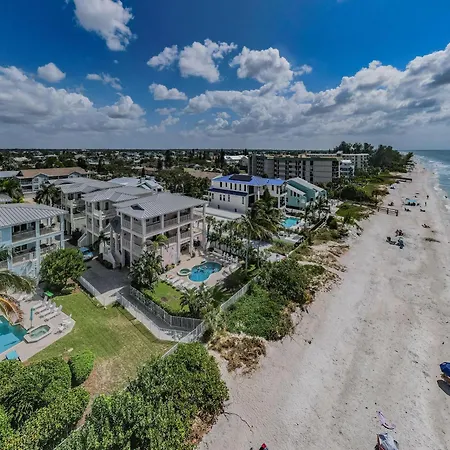Exclusive Aqua Escape Villa