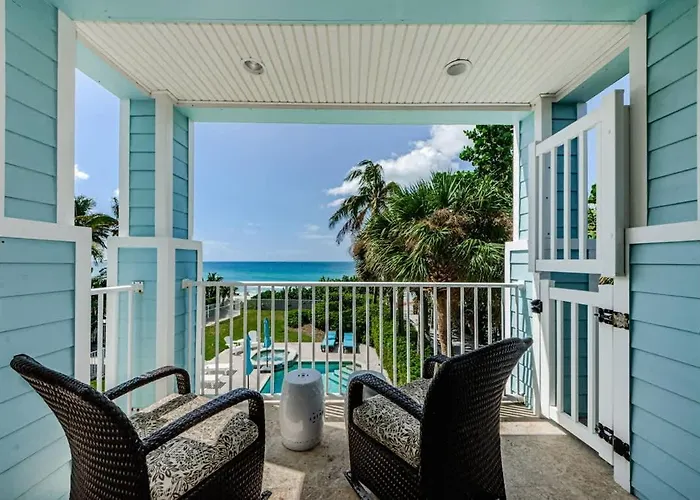 Exclusive Aqua Escape Holiday home *